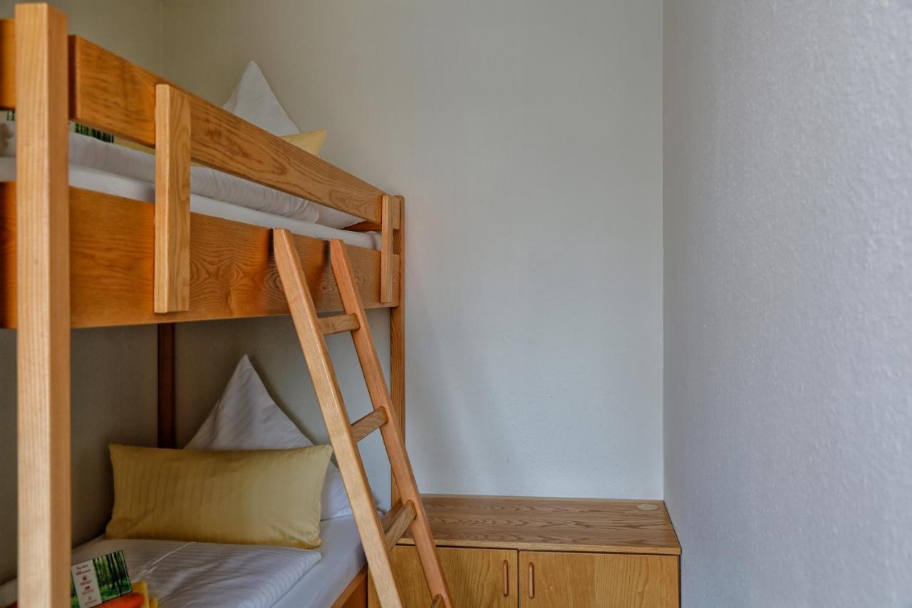 Konsum Gaestehaus Quisisana - Oberhof 奥伯霍夫 外观 照片